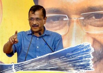 गुजरात ‘डबल इंजन’ वाली नहीं बल्कि ‘नए इंजन’ वाली सरकार चाहता: केजरीवाल