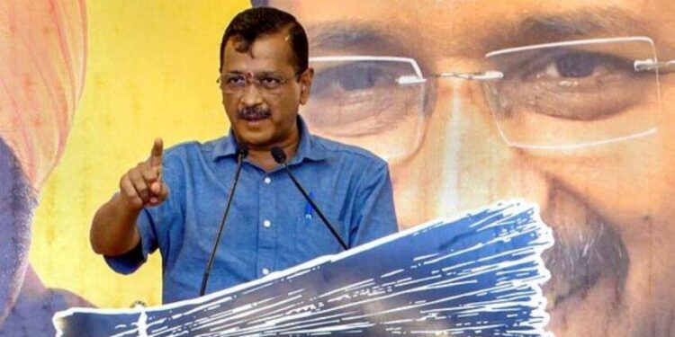 गुजरात ‘डबल इंजन’ वाली नहीं बल्कि ‘नए इंजन’ वाली सरकार चाहता: केजरीवाल