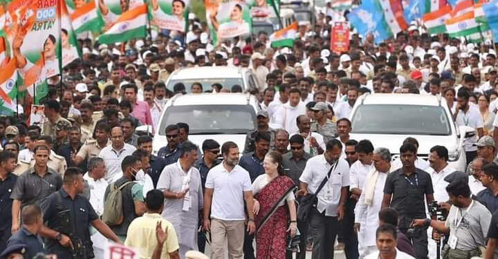 भारत जोड़ो यात्रा में राहुल के साथ शामिल हुई सोनिया गाँधी