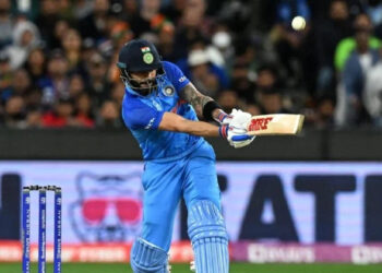 कोहली के विराट से भारत ने पाक को दी मात, 4 विकेट से जीता मैच