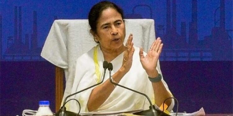 मोरबी ब्रिज हादसे पर ममता बनर्जी ने PM मोदी किया सवाल