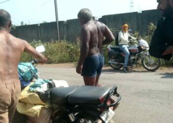 छत्तीसगढ़: गौमांस बेचने के शक में ग्रामीणों ने दो लोगों को पीटा, अंडरवियर में घुमाया