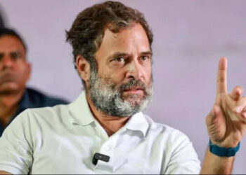 नोटबंदी पर बोले राहुल गाँधी, 2-3 अरबपति दोस्तों को फायदा पहुंचाने के लिए किया गया था