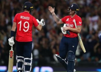 श्रीलंका को हराकर इंग्लैंड सेमीफाइनल पहुंची, ऑस्ट्रेलिया टूर्नामेंट से बाहर