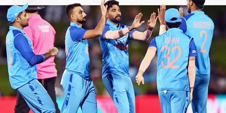 बारिश के कारण भारत न्यूज़ीलैंड का मैच रद्द, सिराज ने की दमदार गेंदबाजी