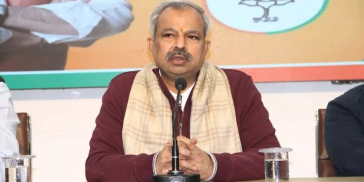 MCD में हार के बाद दिल्ली बीजेपी प्रदेश आदेश गुप्ता ने दिया इस्तीफा