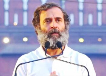 लाल किले पर अपने भाषण में जमकर बरसे राहुल गाँधी, बोले कि ये सरकार मोदी नहीं अडानी-अंबानी चला रहे हैं