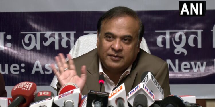 अगर राहुल गाँधी BJP/RSS को गुरु मानते हैं तो नागपुर जाएं: हेमंत बिस्वा सरमा