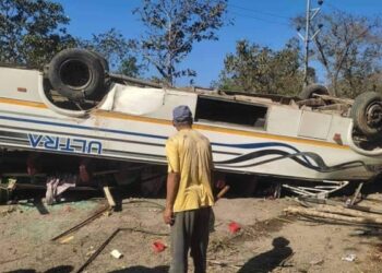 मणिपुर में स्कूली बच्चों से भरी बस पलटी, 15 से ज्यादा बच्चे घायल समेत कई की मृत्यु