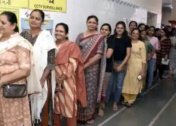 गुजरात चुनाव के पहले मतदान में 60% वोट हुआ पोल, पिछले बार से कम रहा