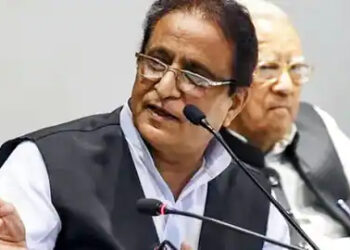 समाजवादी पार्टी के नेता आज़म खान पर “धर्म परिवर्तन” का आरोप, 12 साल पहले की है घटना