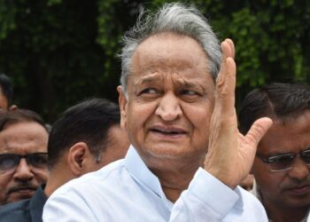 अशोक गहलोत का बड़ा ऐलान, BPL कार्डधारियों को मिलेगा साल में 12 सिलेंडर पांच सौ रुपए प्रति सिलेंडर