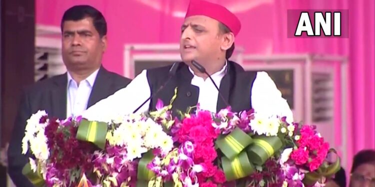 BJP के पास 399 दिन ही बचे हैं, अगर हम सब साथ खड़े होंगे तो उन्हें हटा दिया जाएगा: अखिलेश यादव