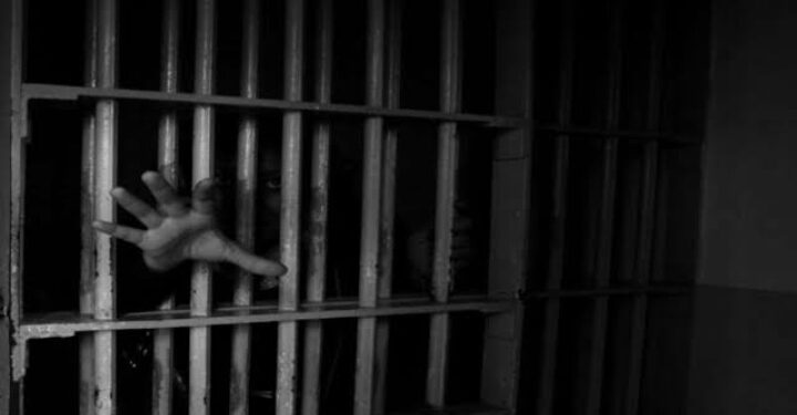 पुलिस कस्टडी में मौत खड़े करते हैं कई सारे सवाल, कौन होगा जवाबदेह?