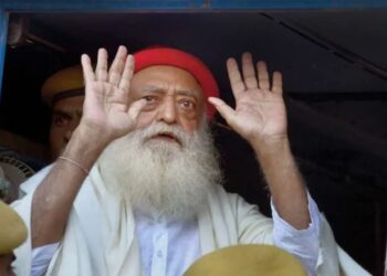 शिष्या से दुष्कर्म मामले में आसाराम बापू दोषी पाए गए