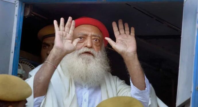 शिष्या से दुष्कर्म मामले में आसाराम बापू दोषी पाए गए