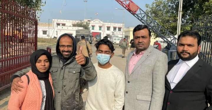 27 माह बाद रिहा हुए पत्रकार सिद्धीक कप्पन, सामाजिक कार्यकर्ताओं ने जताई खुशी