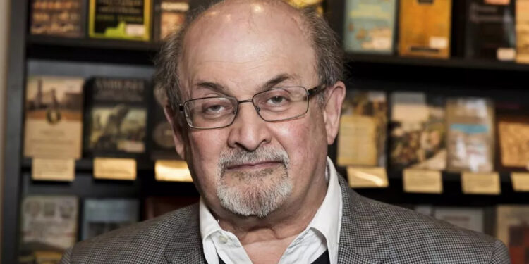 सलमान रुश्दी के हमलावरों को ईरान में किया गया सम्मानित