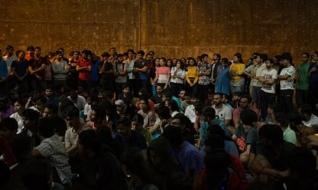 IIT बॉम्बे में आत्महत्या करने वाले छात्र के परिजनों का आरोप, SC होने के वजह से किया जा रहा था परेशान