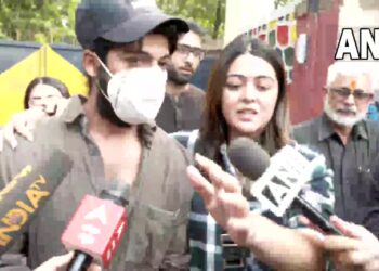 अभिनेत्री तुनिषा शर्मा को आत्महत्या के लिए उकसाने मामले में अभिनेता शीजान खान जेल से बाहर आए