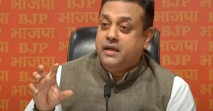 बीजेपी प्रवक्ता संबित पात्रा ने कांग्रेस सांसद राहुल गांधी को भारतीय राजनीति के मीर जाफर बताया