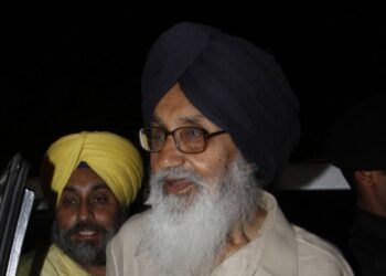 पंजाब के 5 बार के CM रहे प्रकाश सिंह बादल का निधन, पूरे प्रदेश में शोक की लहर