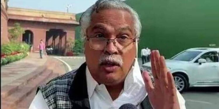 फिल्म ‘द केरल स्टोरी’ के दावों पर केरल सांसद ने अनुराग ठाकुर को लिखा खत