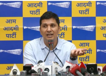 अगर मोदी 2024 में पीएम बने तो संविधान में संशोधन कर खुद को देश का राज्य घोषित कर देंगे: आप नेता