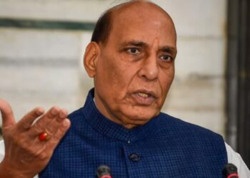 राजनाथ सिंह का विपक्ष से सवाल अगर मोदी राज में लोकतंत्र की हत्या हो रही है तो कर्नाटक समेत अन्य राज्य कैसे जीते?