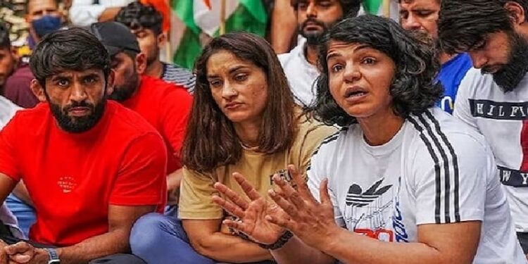 काम पर वापस लौटे सभी पहलवान, बोले इंसाफ मिलने तक हमारी लड़ाई जारी है