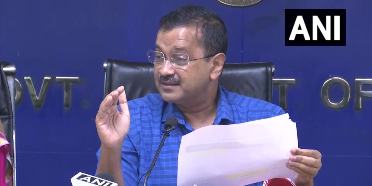 दिल्ली में बारिश पर बोले केजरीवाल, एक दूसरे पर उँगली नहीं उठानी है बल्कि सभी दलों को हाथ बंटाना है
