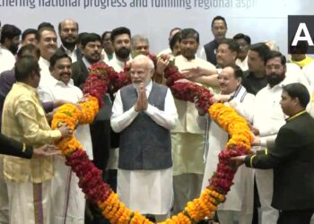 हमने विपक्षी दलों के नेताओं को सम्मान दिया लेकिन वो हमेशा हमें गालियां दी: पीएम मोदी