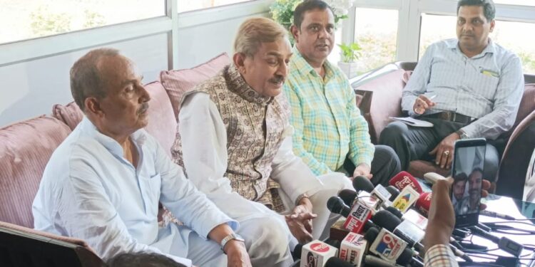 सत्यमेव जयते- सत्य परेशान तो हो सकता है किन्तु पराजित नहीं: प्रमोद तिवारी