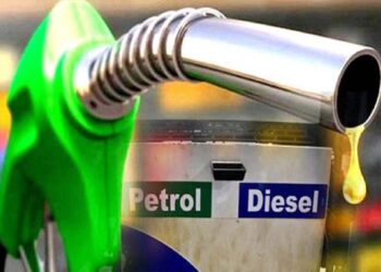 تیل کی قیمتوں میں مسلسل اضافہ ، دہلی میں 101 روپے اور ممبئی میں 107 روپے کے لگ بھگ پٹرول!