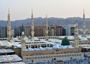 حضور صلی اللہ علیہ وسلم کی امت کو مختلف نصیحتیں