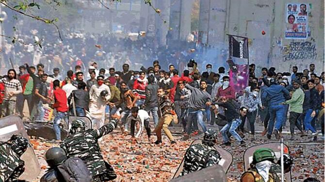 دہلی فساد کےملزمین بری ، کورٹ کو پولیس کی جانچ پر شبہ، انکوائری کا حکم