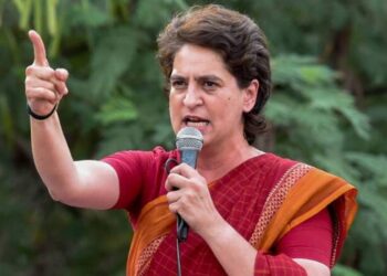 پرینکا گاندھی کا وزیر اعظم مودی سے لکھیم پور تشدد متاثرین کیلئے انصاف کا مطالبہ