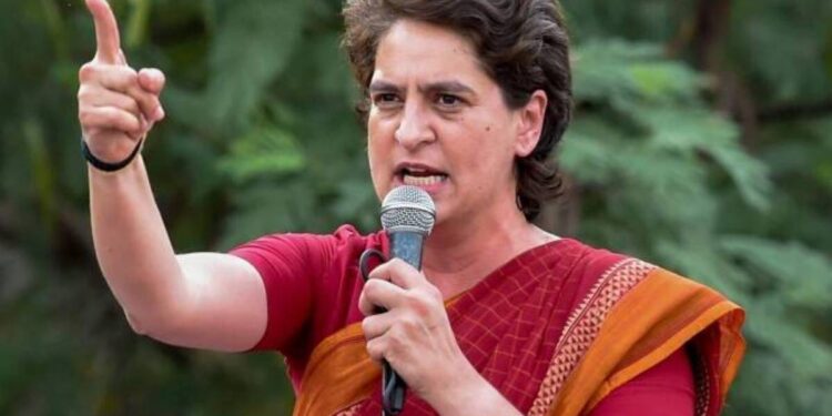 پرینکا گاندھی کا وزیر اعظم مودی سے لکھیم پور تشدد متاثرین کیلئے انصاف کا مطالبہ