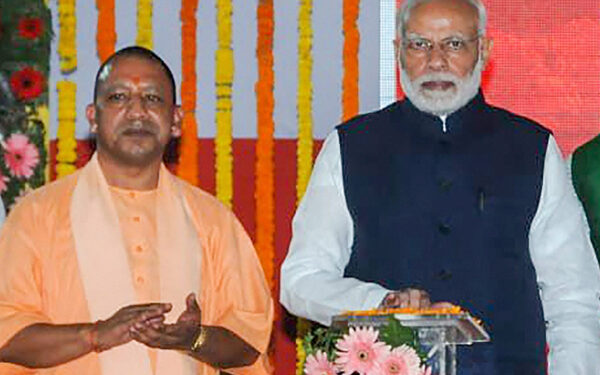 یوگی حکومت کی کامیابی سے کچھ لوگ حواس باختہ:مودی