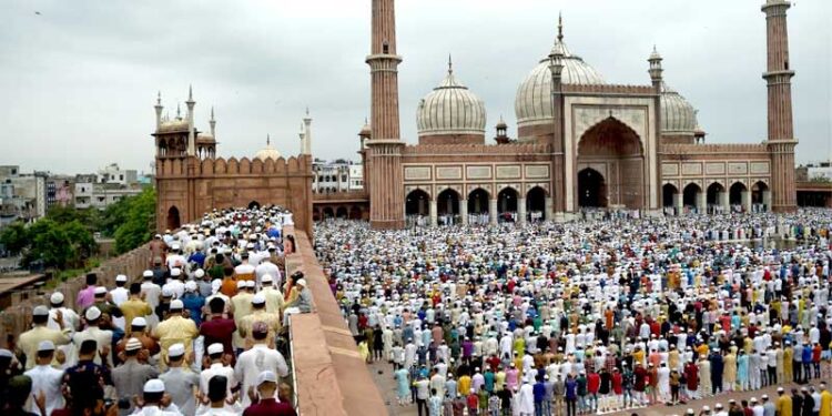 `نیا زمانہ نیا مقام پیدا کر’