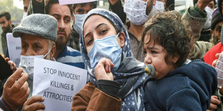 حیدر پورہ انکاؤنٹر: الطاف بخاری اور سجاد لون نے ایس آئی ٹی رپورٹ کو نا قابل قبول قرار دیا