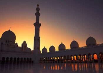 تعلیمات نبویؐ انسان کی کامیابی کی ضمانت