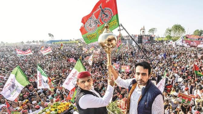 میرٹھ میں اکھلیش یادو اور جینت چودھری نے جم غفیر سے خطاب کیا اور بی جے پی کو سخت جواب دیا