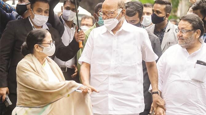 ممتا بنرجی نے بی جےپی کیخلاف نئے اتحاد کا اشارہ دیا