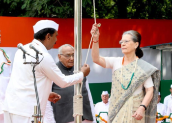 لوگوں کو آمرانہ طریقے سے ڈرا کر تاریخ کو جھٹلانے کا کام کیا جا رہا ہے: سونیا