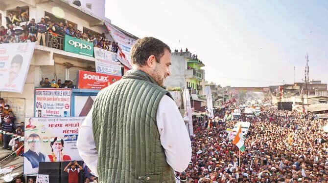 امیٹھی میں راہل گاندھی کی شاندار ریلی، ہزاروں کی شرکت، مودی پر تنقیدیں