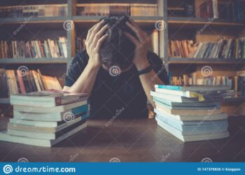 کتابوں سے دور ی،کیا ہے مجبوری؟