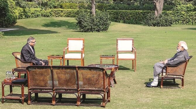 ایئرانڈیا کا سوداپایۂ تکمیل کو پہنچا، ایئرلائنکمپنی ٹاٹاسنس کے حوالےکردی گئی