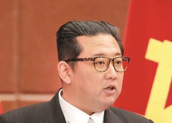 کم جونگ اُن کا اعتراف، شمالی کوریا میں خوراک کا بحران ہے