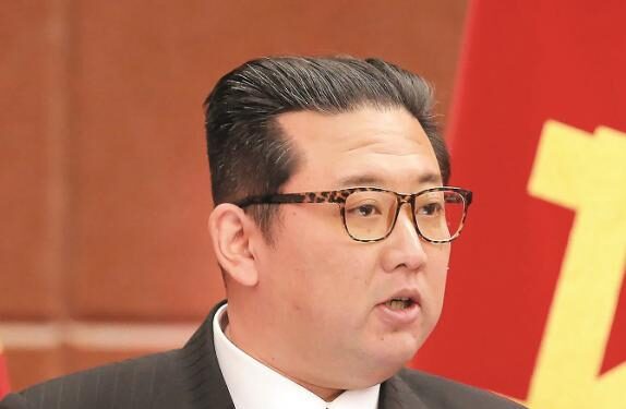 کم جونگ اُن کا اعتراف، شمالی کوریا میں خوراک کا بحران ہے